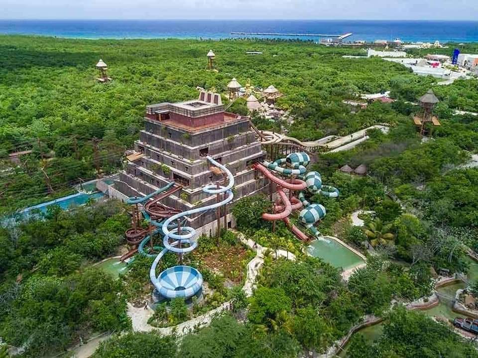En los próximos meses, turistas y locales podrán disfrutar nuevamente de las instalaciones del parque Lost Mayan Kingdom, esto luego de que se anunció que reabrirán sus puertas.