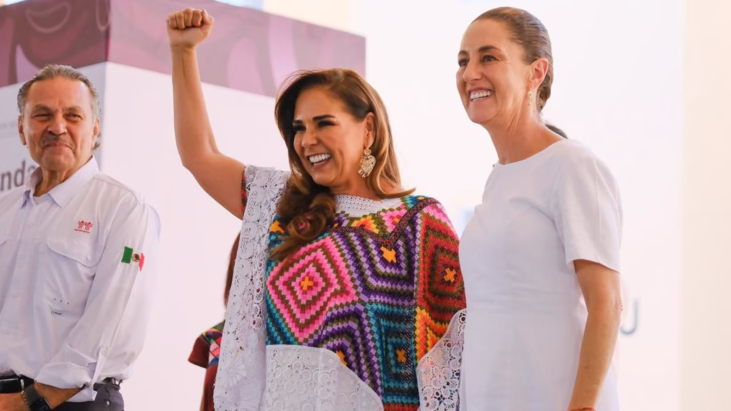 Claudia Sheinbaum y Mara Lezama durante evento de vivienda en Quintana Roo
