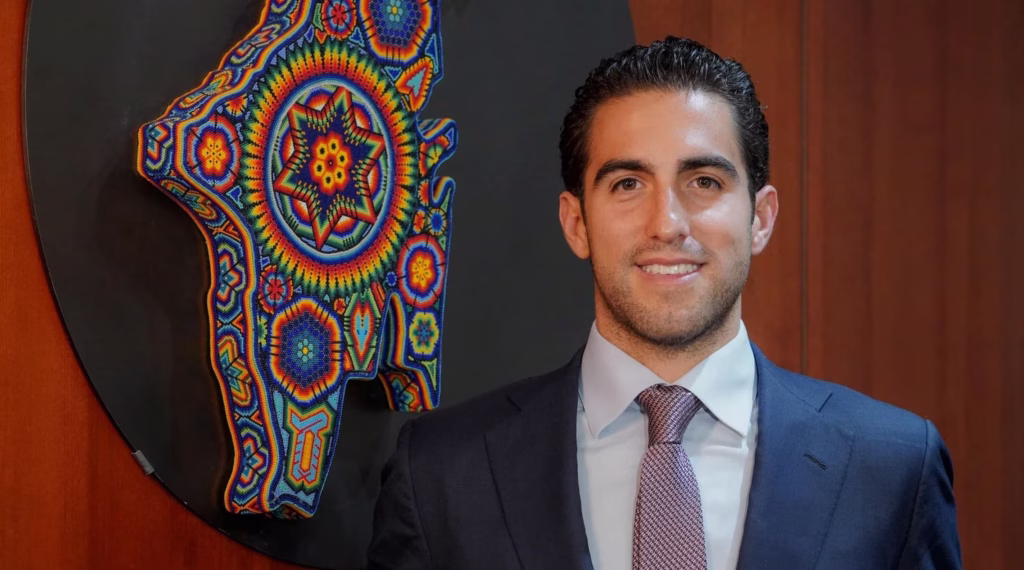 Gino Segura, uno de los perfiles mencionados rumbo a la sucesión gubernamental de Quintana Roo en 2027