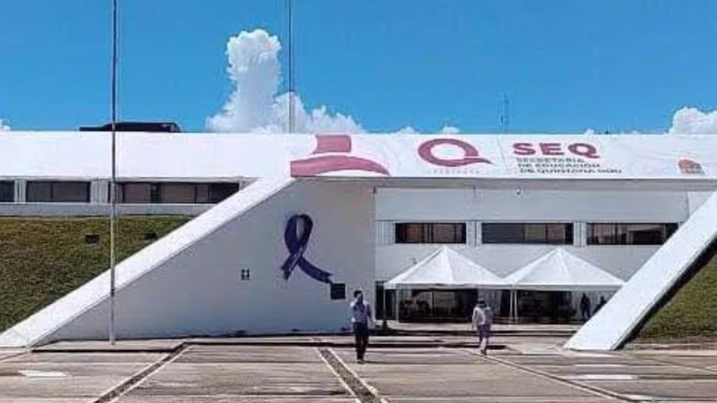 Secretaría de Educación de Quintana Roo, encabezada por Elda Xix Euán, ante la definición sobre su permanencia o regreso a la Cámara de Diputados.