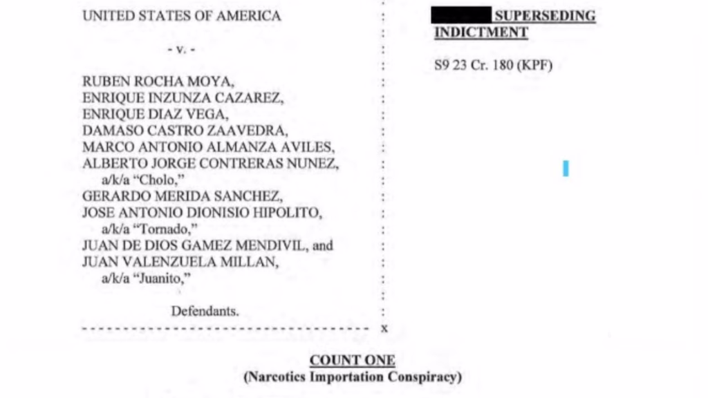 Primera página de la acusación estadounidense que incluye a Rubén Rocha Moya y otros nueve funcionarios y exfuncionarios de Sinaloa.