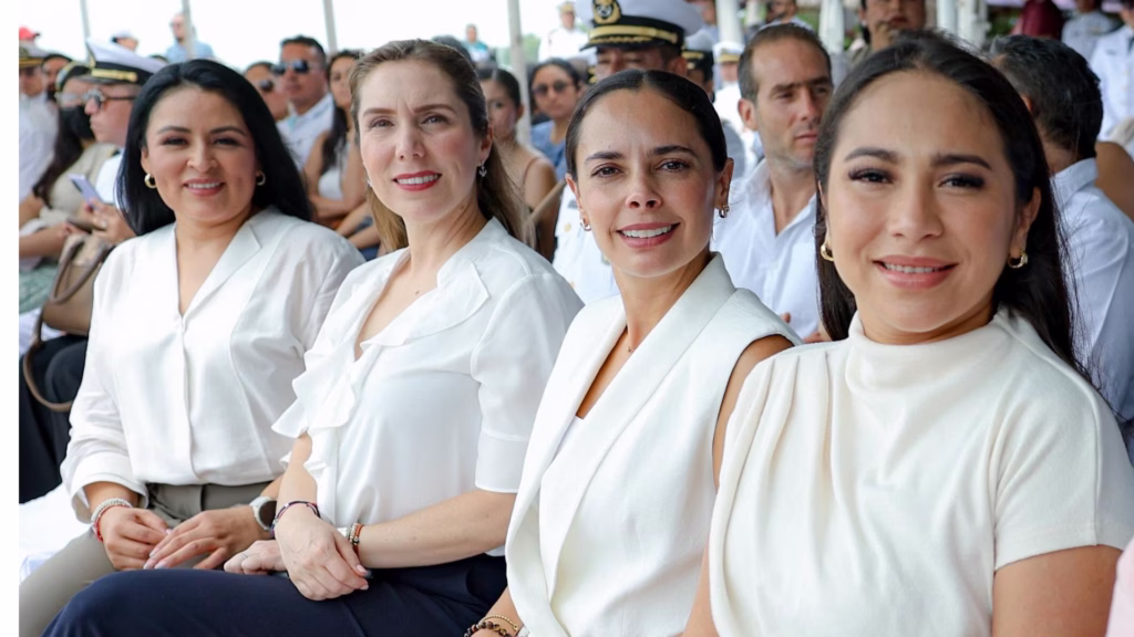 Ana Paty Peralta durante un acto público en Quintana Roo