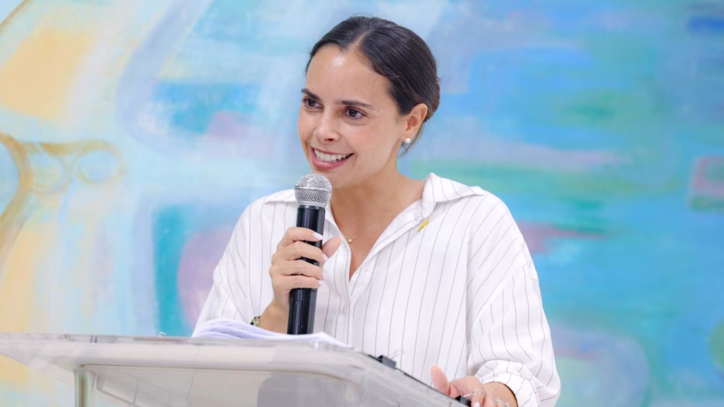 Ana Paty Peralta durante una intervención pública en Benito Juárez.
