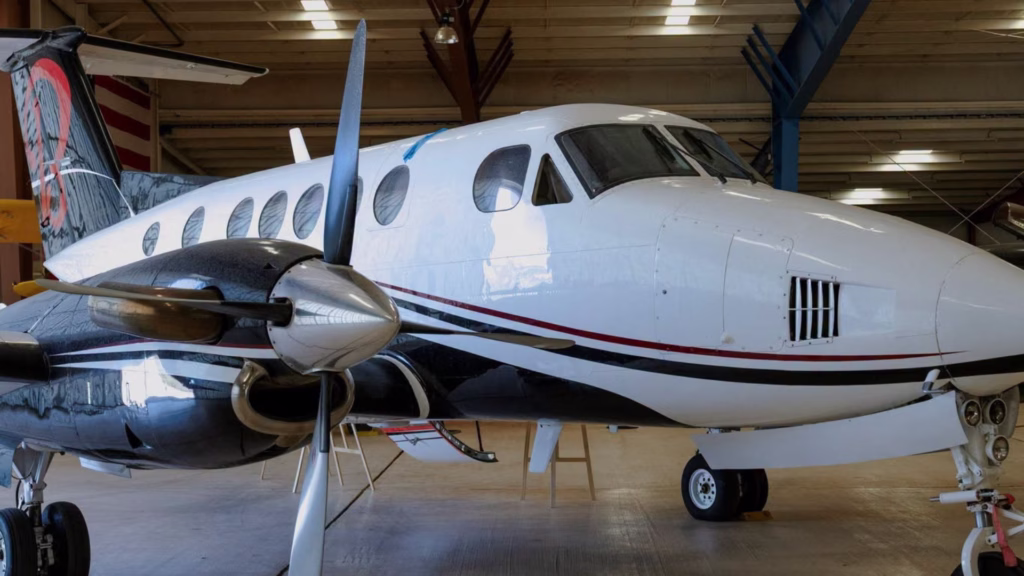 Avión tipo Beechcraft King Air relacionado con la investigación del traslado de “El Mayo” Zambada desde Sinaloa hasta Nuevo México.