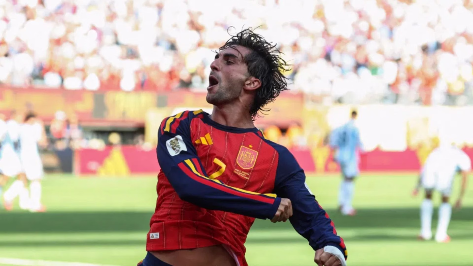 Ferran Torres celebra el gol con el que España venció a Argentina en la final del Mundial 2026.