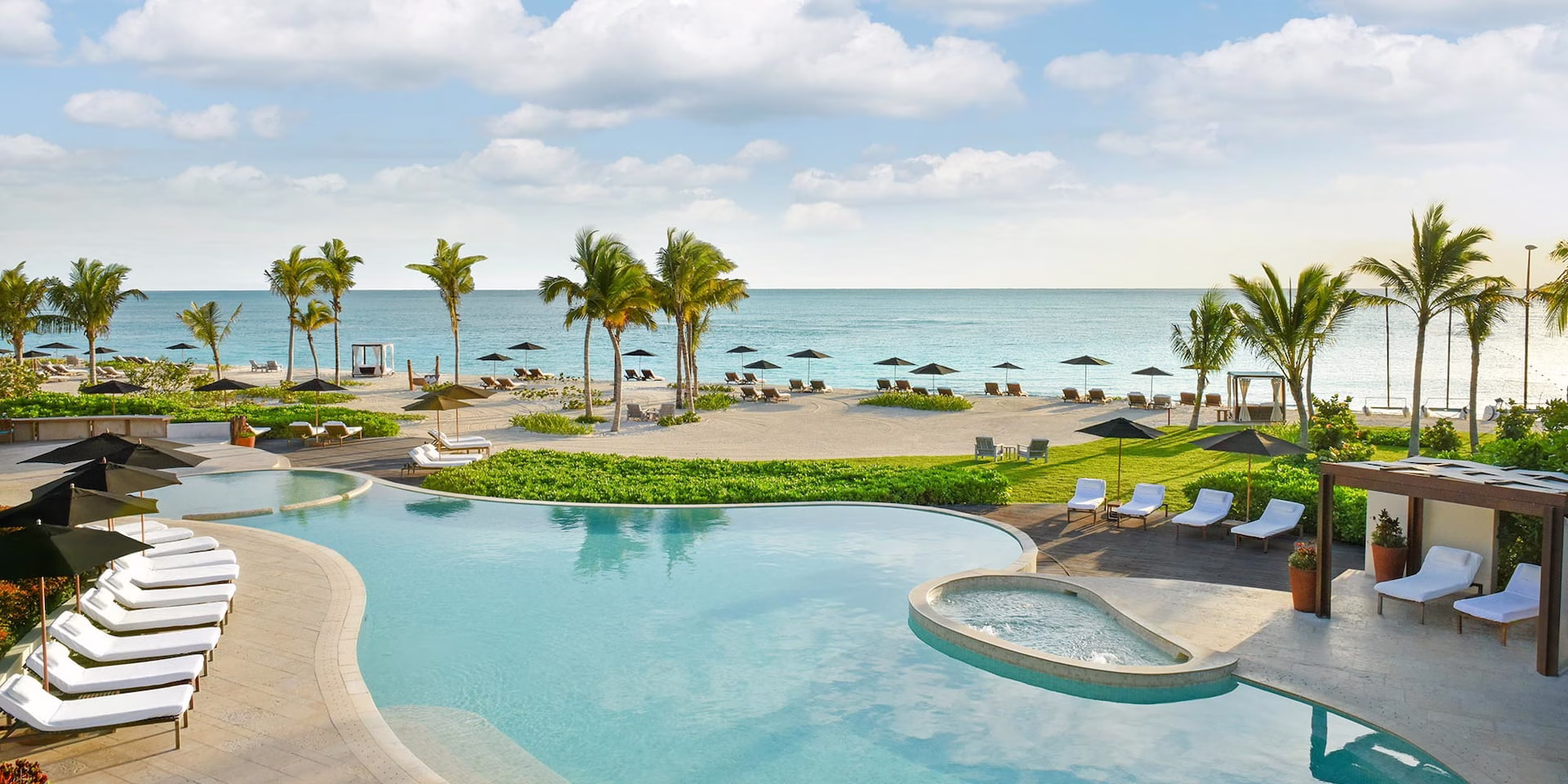 Instalaciones del hotel Rosewood Mayakoba en Playa del Carmen, Quintana Roo.