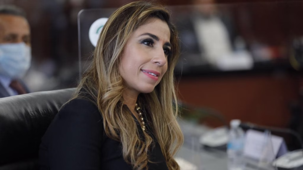 Marybel Villegas Canché, señalada en un procedimiento promovido por Bernardo Martín Yah cuyas conductas fueron declaradas inexistentes por el IEQROO.