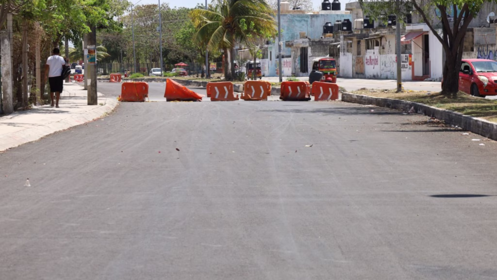 Obra pública auditada en la avenida Tules de Benito Juárez, incluida en la muestra revisada por la Auditoría Superior del Estado de Quintana Roo.