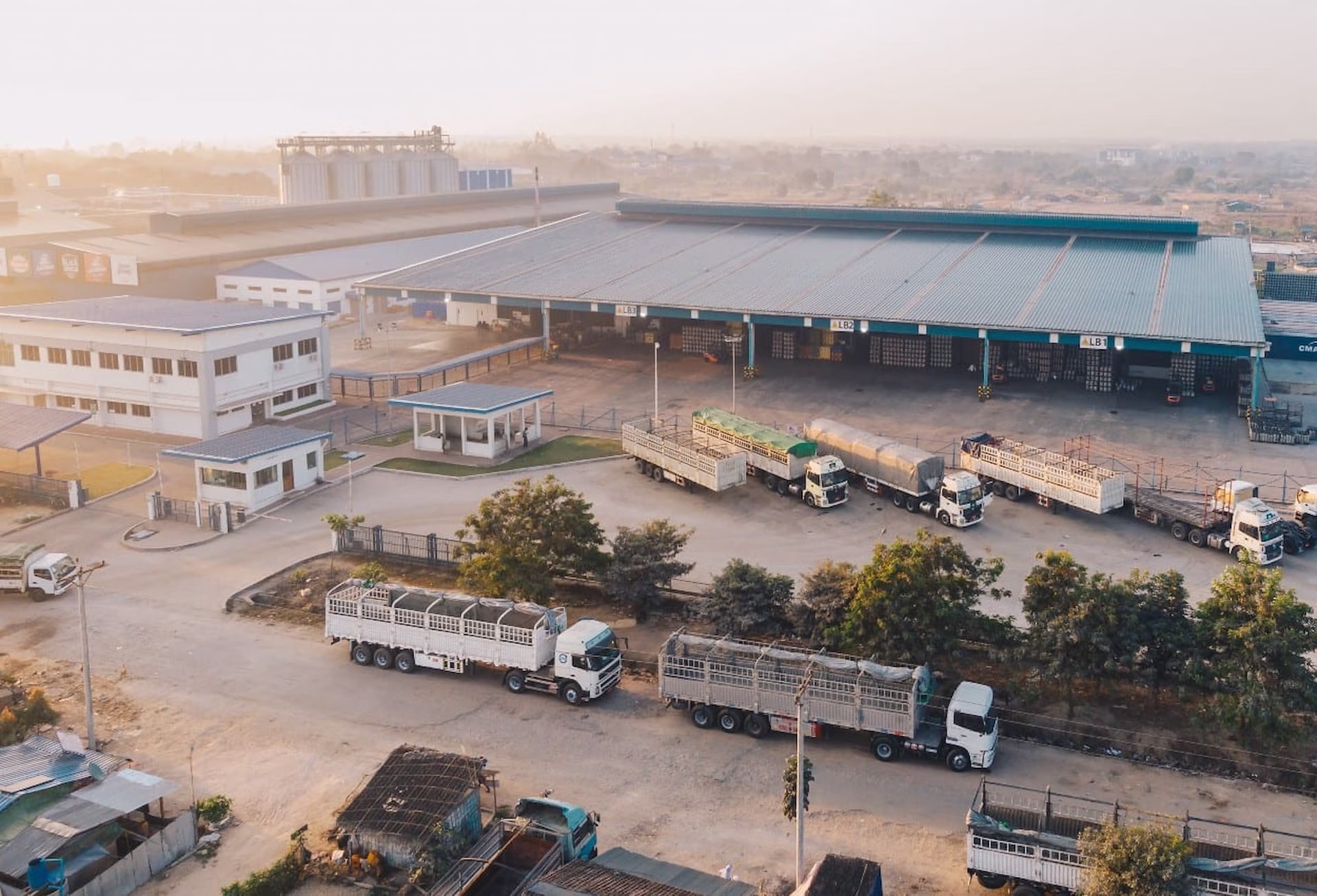 Vista aérea de un parque industrial en México donde operan empresas integradas a las cadenas de suministro de Norteamérica durante la revisión del T-MEC.