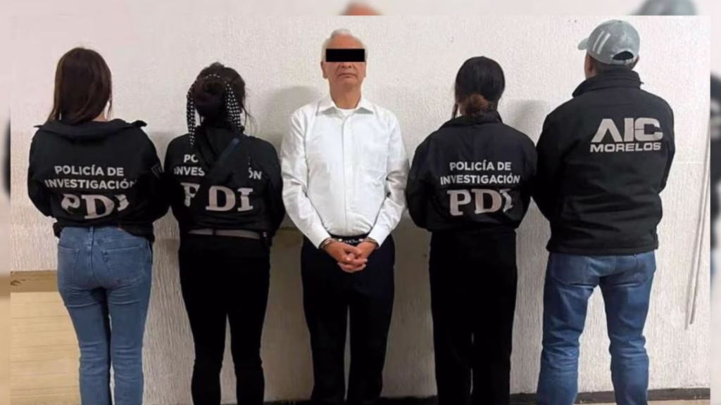 Persona detenida bajo custodia de agentes de investigación de la AIC Morelos