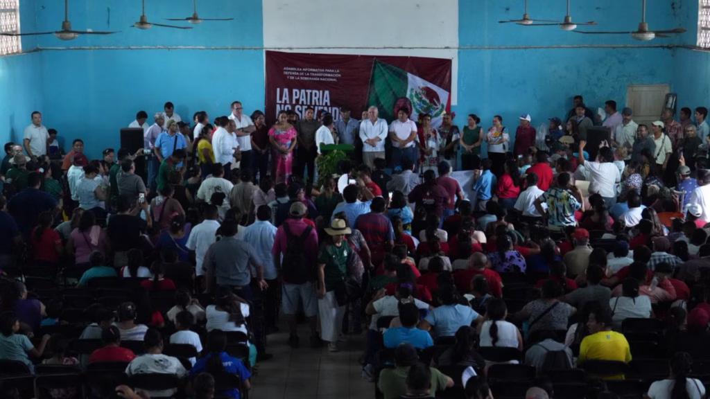 Rafa Marín encabezó una asamblea informativa en Chunhuhub, comunidad de la Zona Maya de Quintana Roo, como parte del proceso interno de Morena.