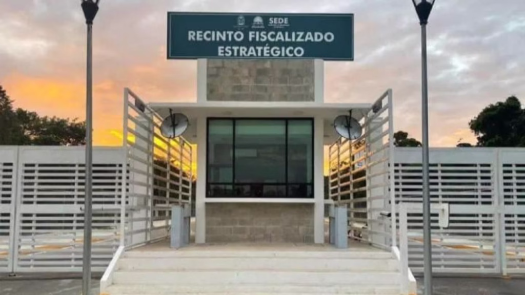 Acceso al Recinto Fiscalizado Estratégico de Chetumal, proyecto destinado a impulsar la inversión y el comercio exterior en el sur de Quintana Roo.