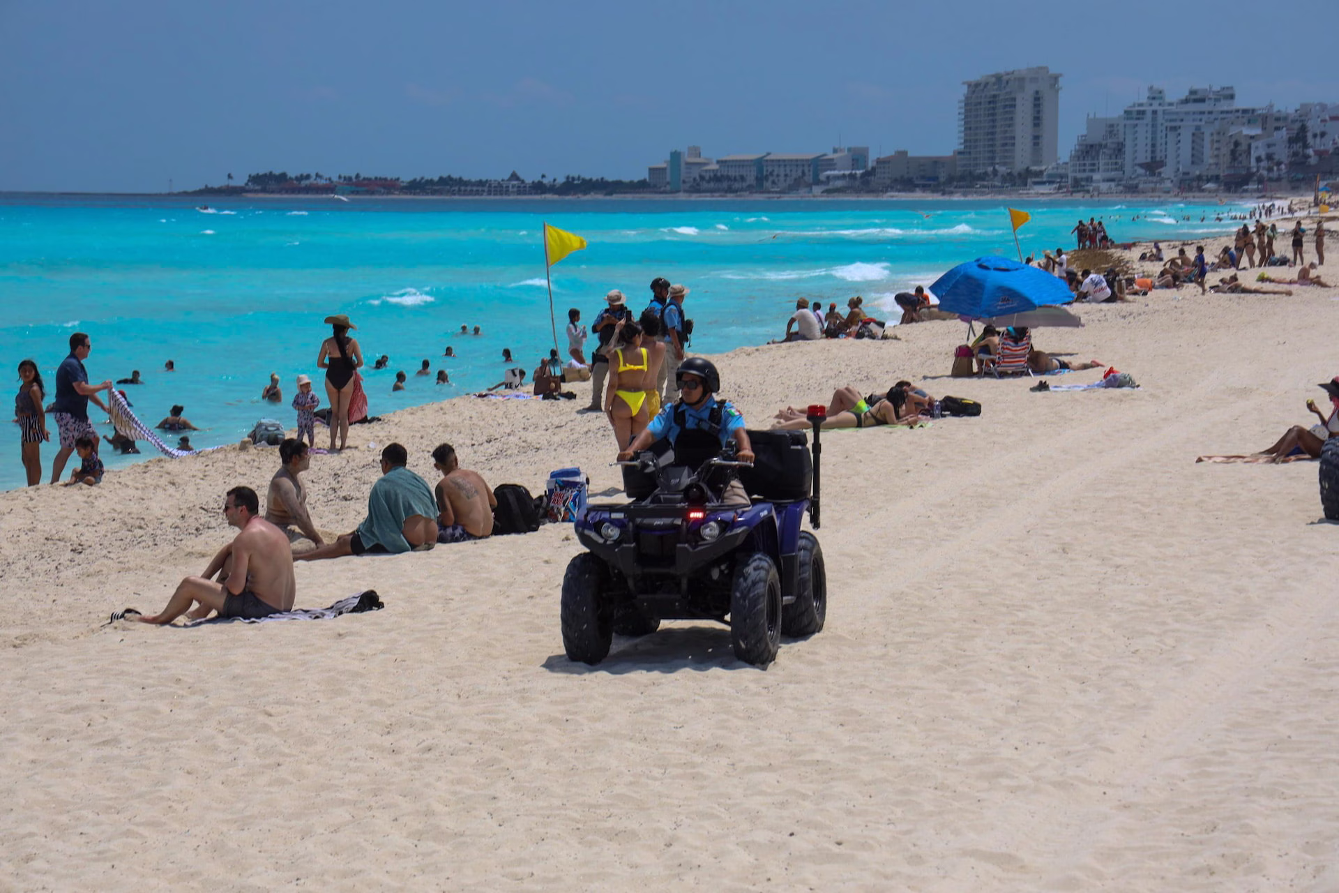 La coordinación entre autoridades también forma parte de la estrategia para atender incidentes que involucren a turistas nacionales y extranjeros en Quintana Roo.