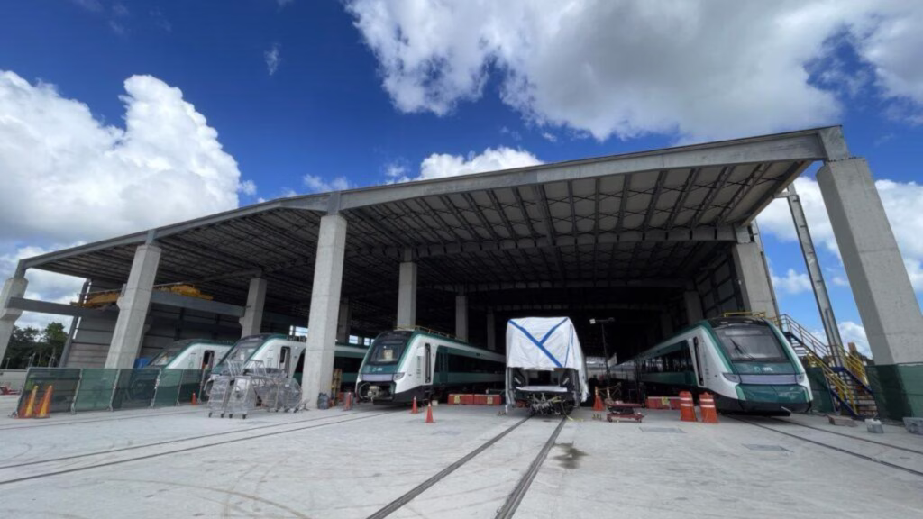 Infraestructura ferroviaria del Tren Maya como parte de la red logística que podría fortalecer el transporte de mercancías y la integración de Quintana Roo al T-MEC.