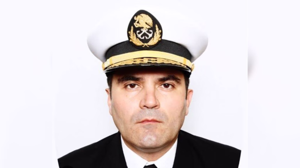Contralmirante Fernando Farías Laguna, señalado en investigación por huachicol fiscal
