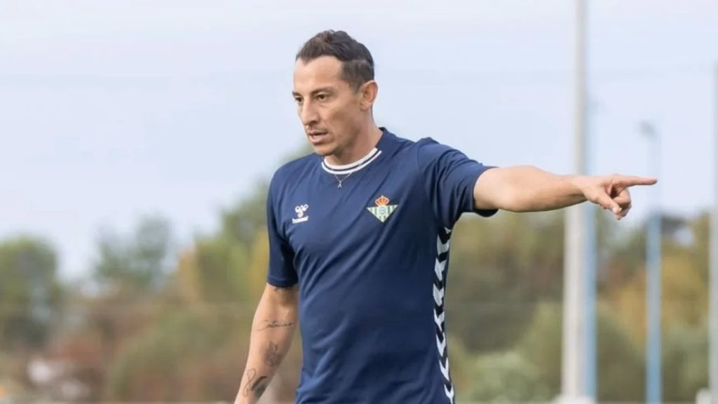 Andrés Guardado se incorpora al proyecto de Rafael Márquez después de una trayectoria como seleccionado mexicano y futbolista en Europa.