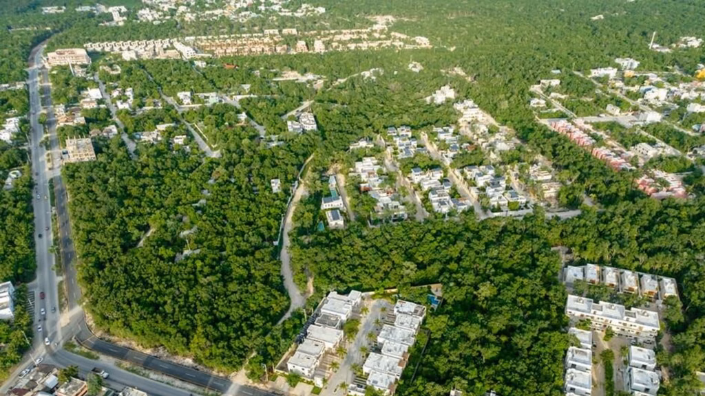 El crecimiento de las ciudades turísticas exige que vivienda, servicios e infraestructura avancen al ritmo de la economía.