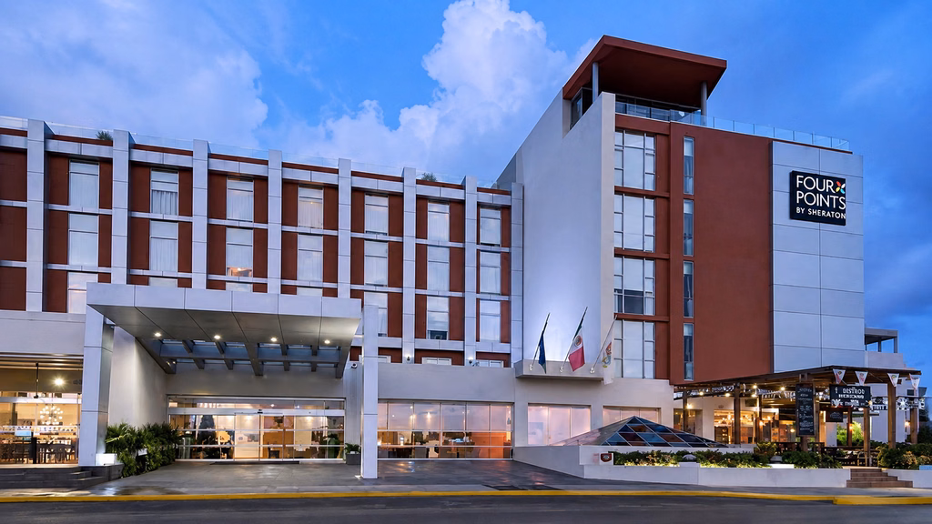 El Four Points by Sheraton Cancún Centro forma parte de los hoteles vinculados a la nueva conexión de ADO con el aeropuerto.