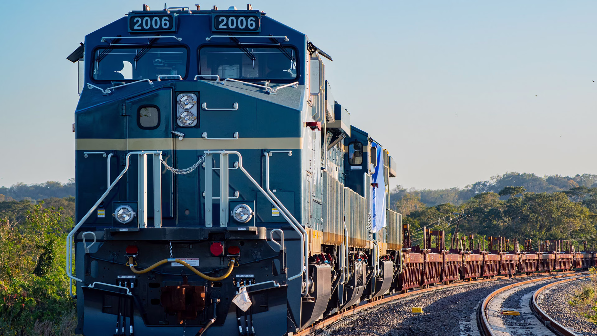 Tren de carga vinculado al desarrollo de infraestructura logística ferroviaria del Tren Maya.