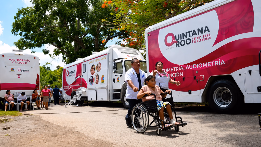 Las unidades móviles han sido utilizadas para acercar consultas y servicios especializados a comunidades rurales.