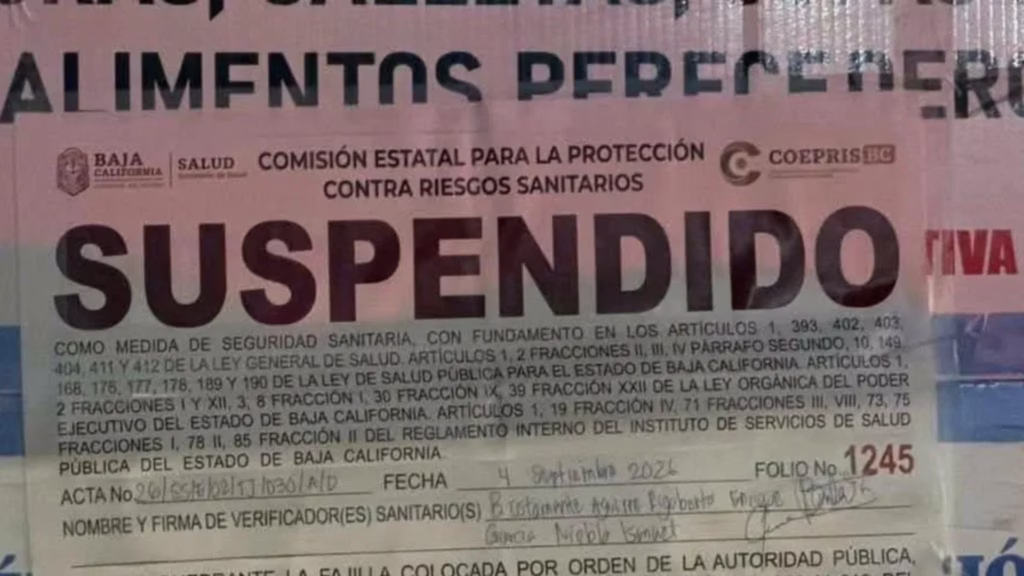Sello de suspensión colocado por COEPRIS de Baja California en un establecimiento