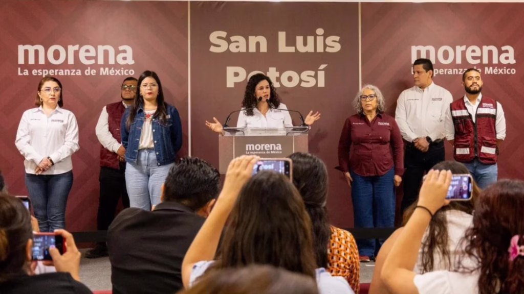 Dirigentes de Morena durante una conferencia de prensa en San Luis Potosí