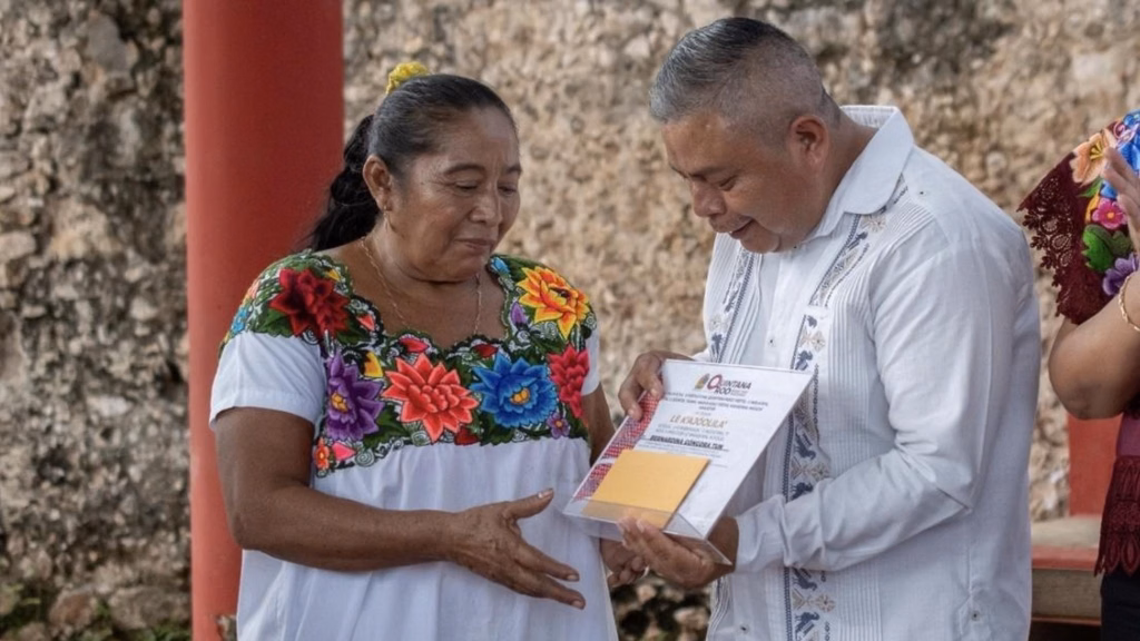 La traducción y el uso institucional de la lengua maya permiten acercar información y servicios a la población mayahablante de Quintana Roo.