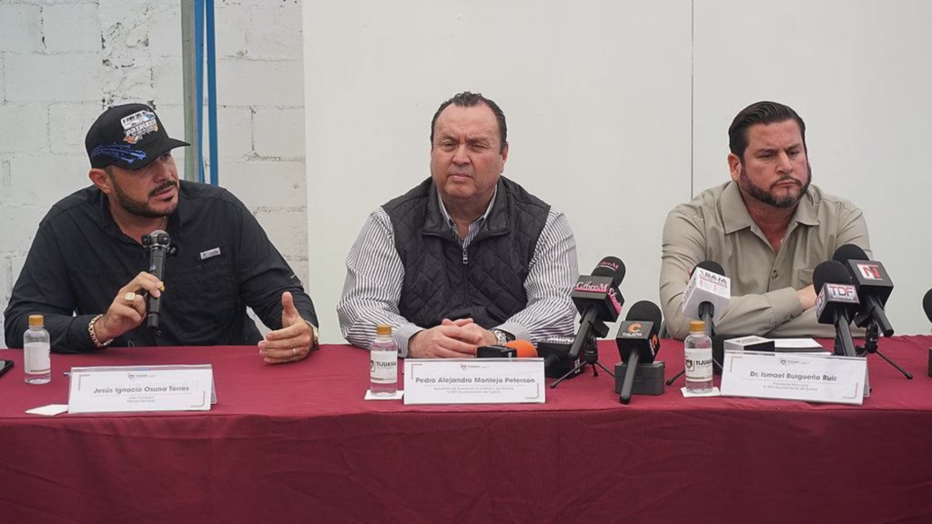 Jesús Ignacio Osuna Torres participa en conferencia junto a autoridades municipales de Tijuana