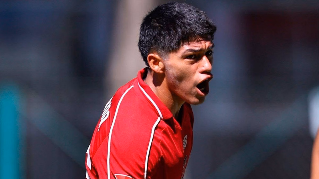 El jugador originario de Isla Mujeres avanzó en su proceso dentro de las categorías juveniles del Toluca y busca consolidarse en el futbol profesional.