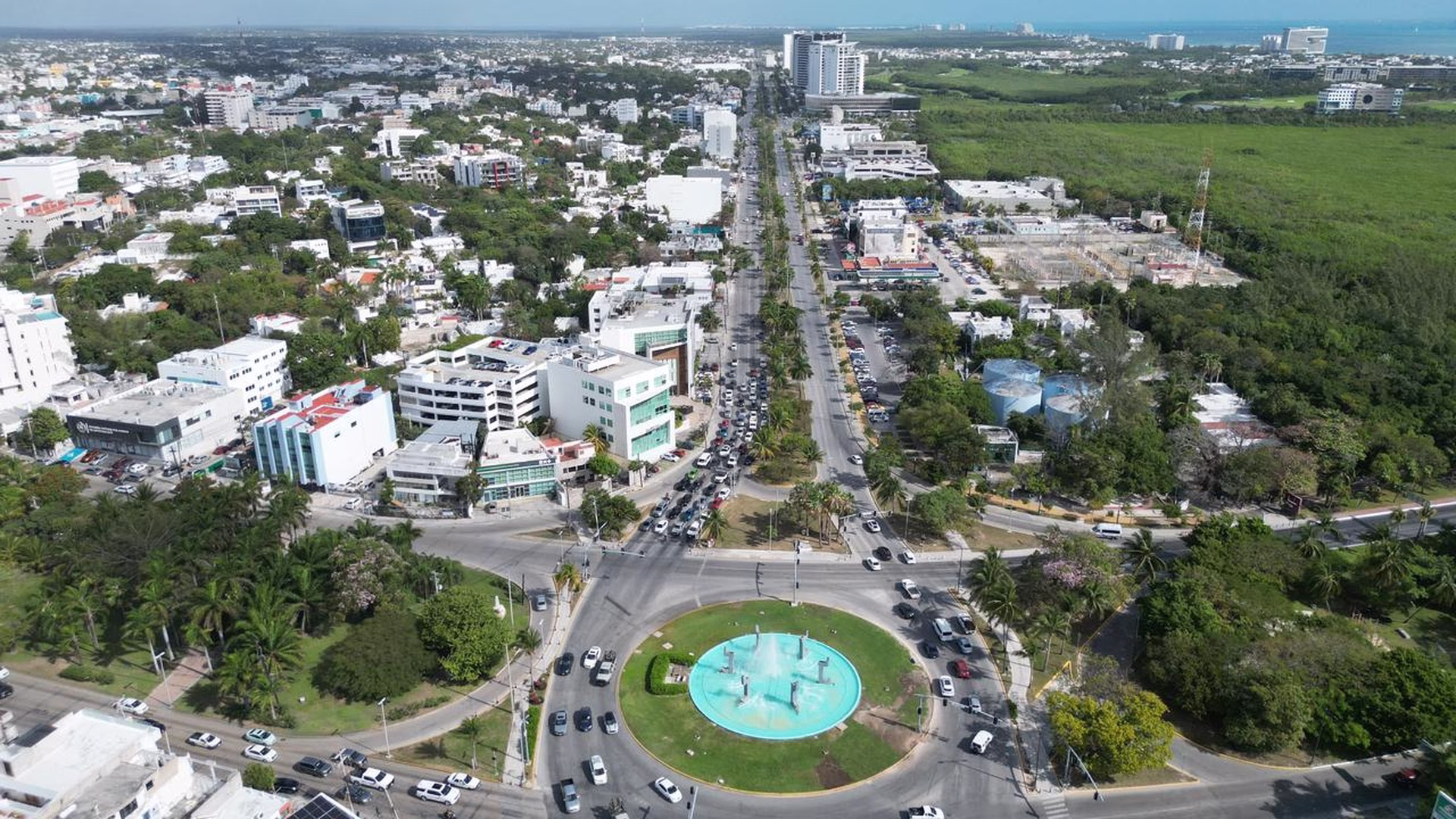 El desarrollo turístico y urbano incrementa las necesidades de infraestructura eléctrica en la entidad.