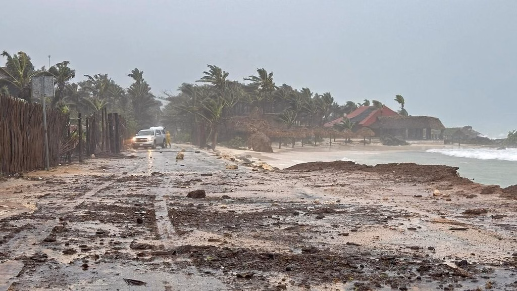 Huracanes y fenómenos hidrometeorológicos forman parte de los riesgos que requieren acciones de prevención y adaptación en Quintana Roo.