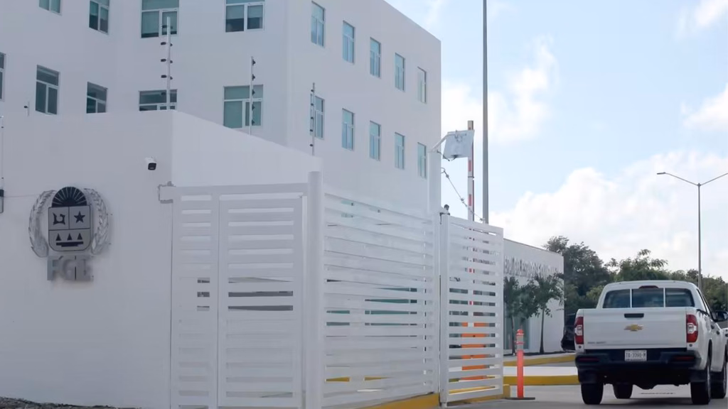 La FGE de Quintana Roo ha reportado durante 2026 acciones para identificar cuerpos y facilitar su restitución a familiares.