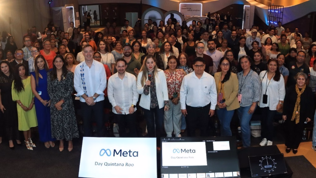 Empresas y representantes del sector participan en actividades sobre inteligencia artificial en Quintana Roo.