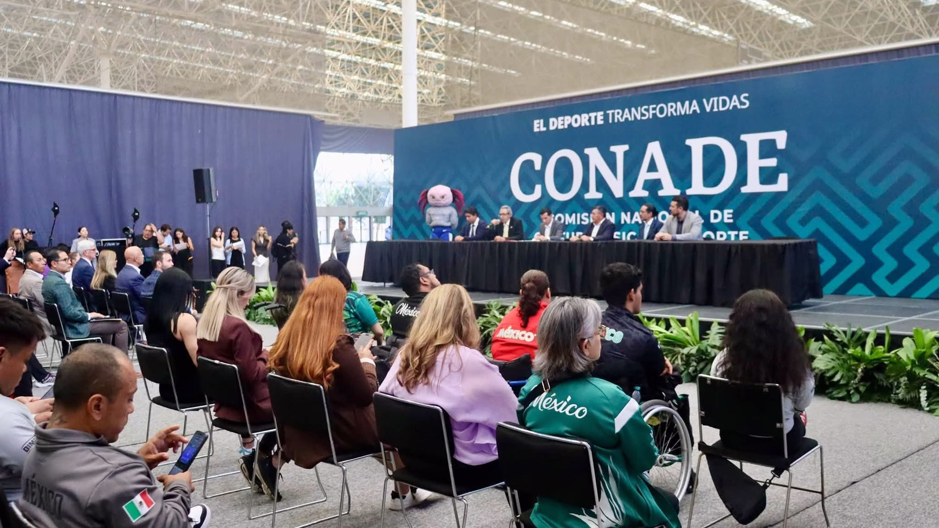 Presentación oficial del Mundial U15 de Béisbol, torneo internacional que reúne a selecciones juveniles en Cancún.