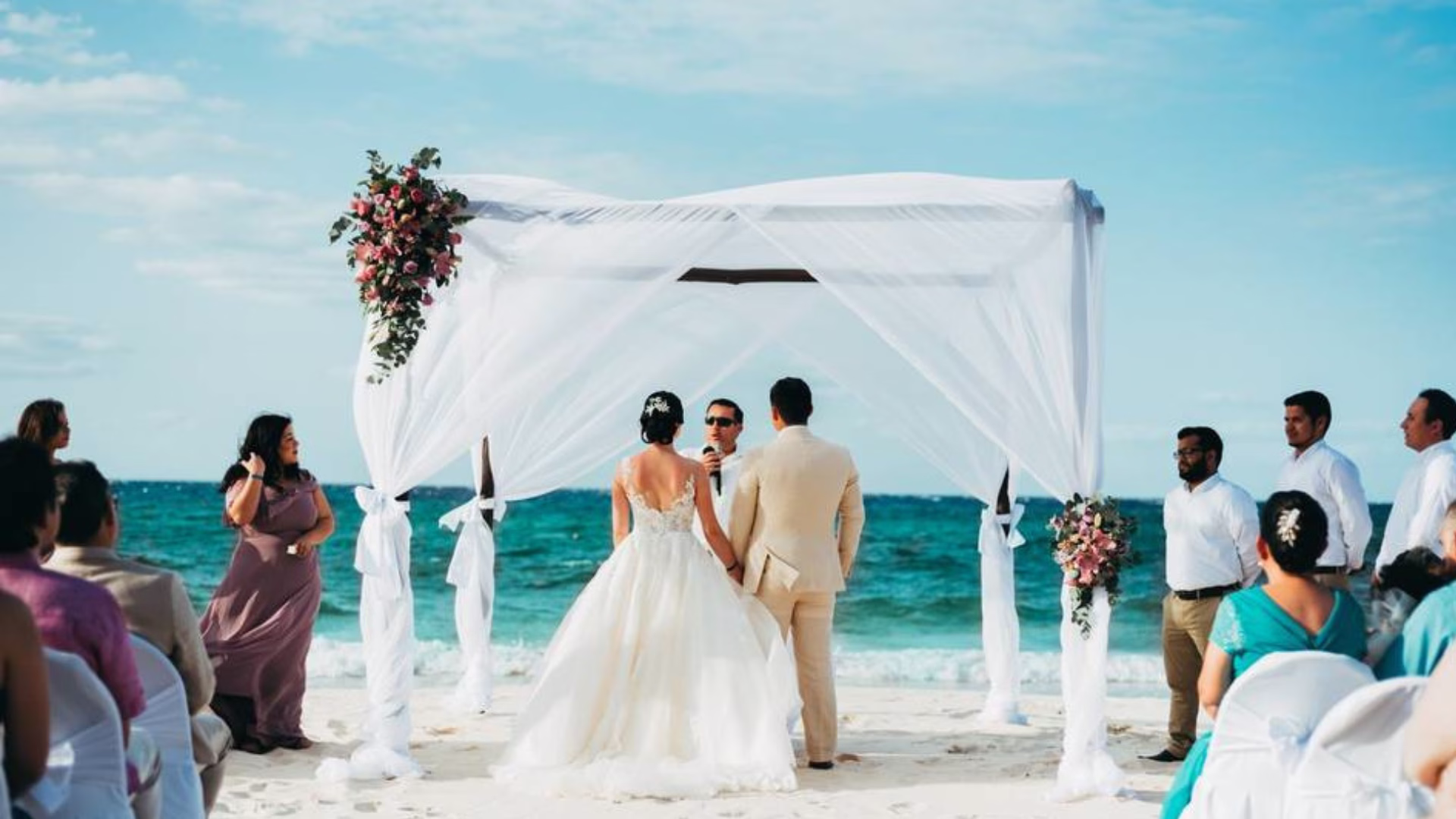 Las bodas de destino forman parte de los segmentos especializados del turismo en Quintana Roo.