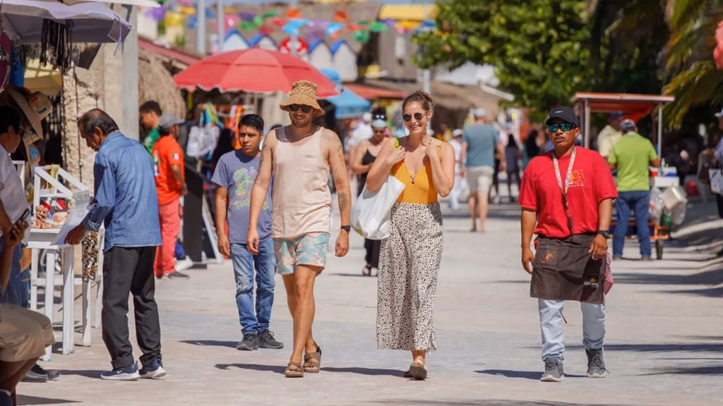 La menor ocupación hotelera también impacta a comercios y servicios vinculados con el turismo.