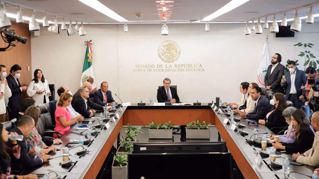 La iniciativa de Claudia Sheinbaum para modernizar y homologar los catastros avanza en su proceso legislativo.