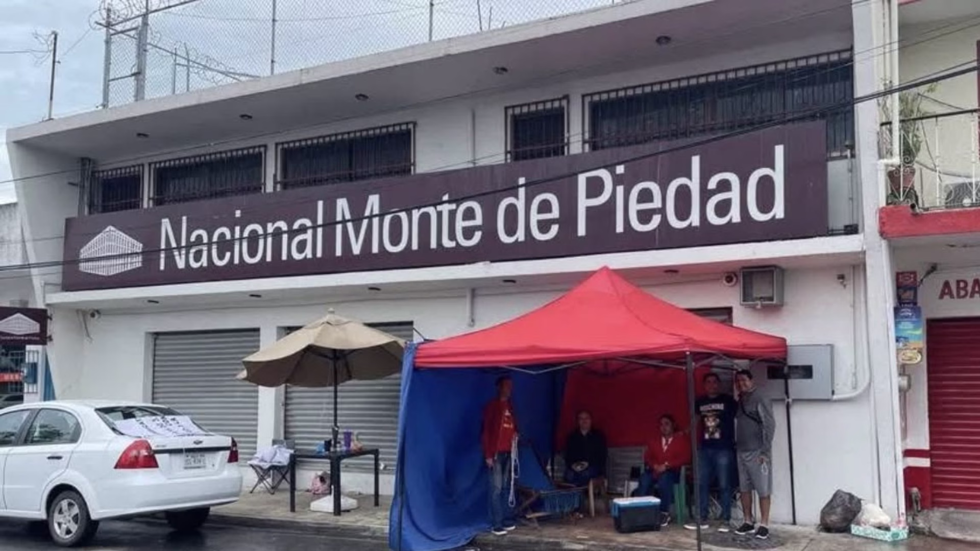 La huelga de Monte de Piedad mantuvo cerradas ocho sucursales en Quintana Roo durante 364 días.